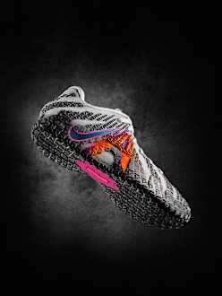 サブリナ・イオネスクとNikeがタッグを組み、サブリナシリーズの最新 サブリナ・イオネスクとNikeがタッグを組み、サブリナシリーズの最新